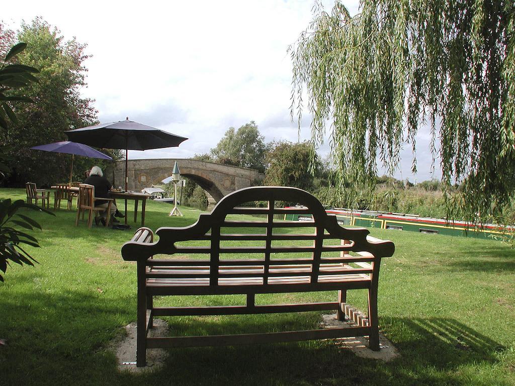 Hotel The Trout At Tadpole Bridge Faringdon Exteriér fotografie